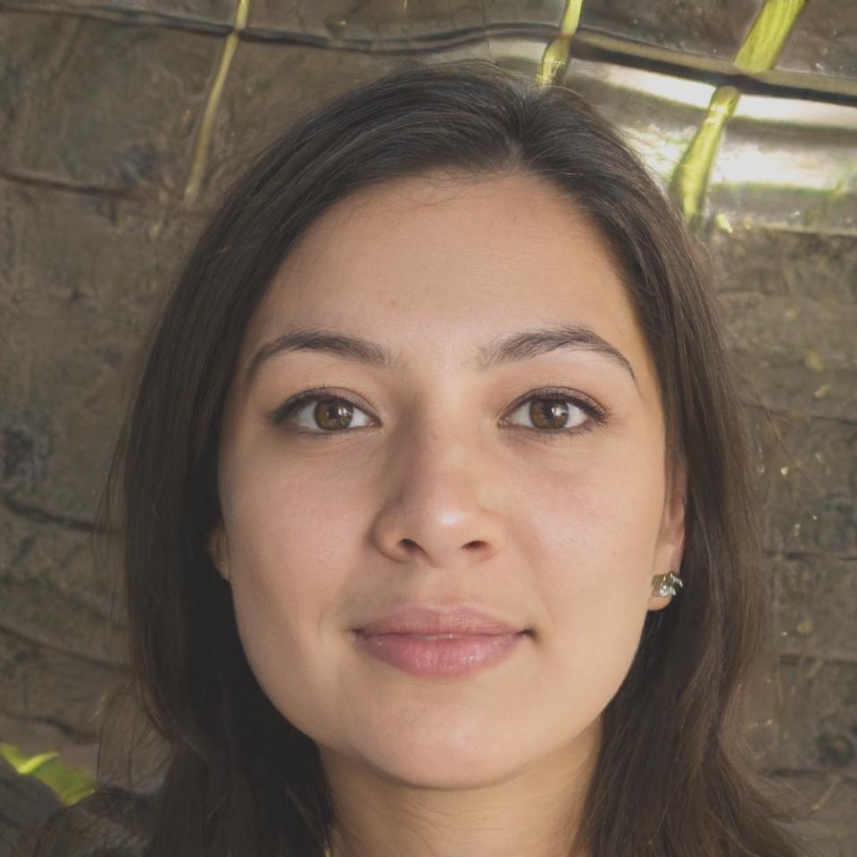 Retrato profesional de Clementina Vega